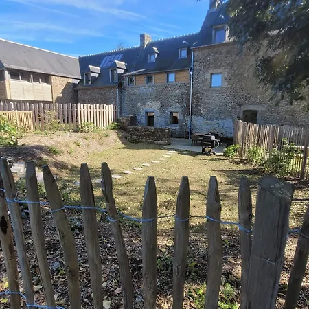 Domaine De La Falaise Saint-Helen Exterior photo