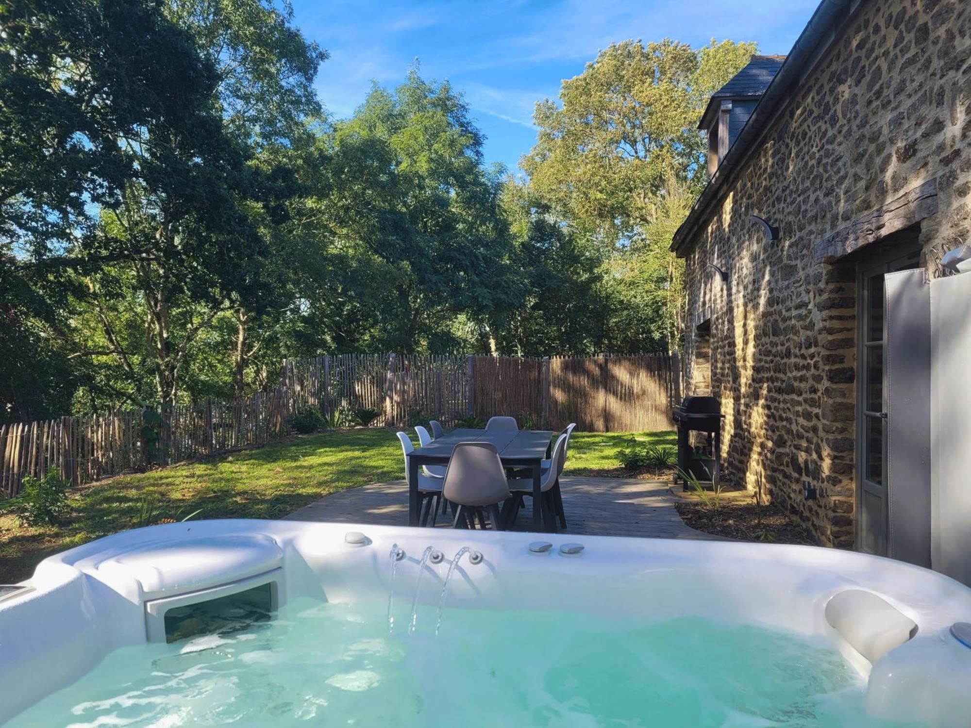 Domaine De La Falaise Ferienhaus *